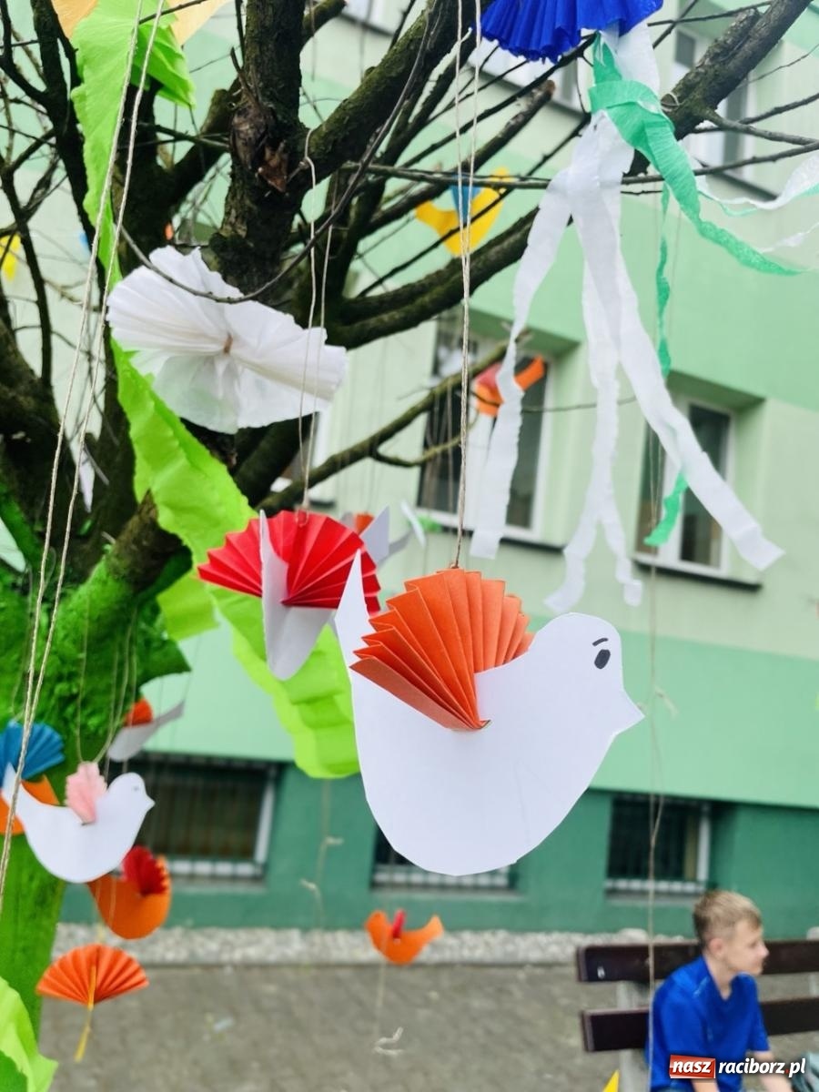 Zdjęcie w galerii na portalu naszraciborz.pl: Rodzinny festyn szkolny w Trzynastce wiadomości z regionu