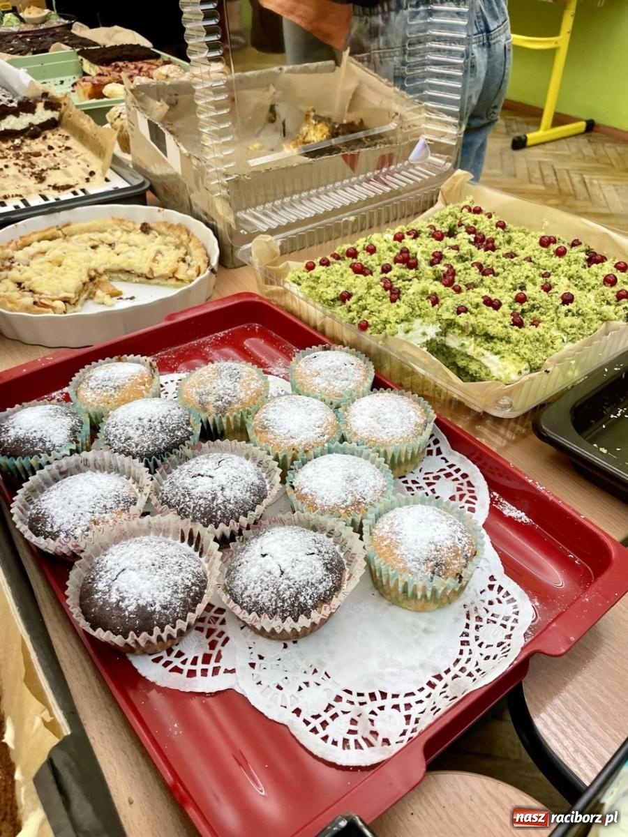 Zdjęcie w galerii na portalu naszraciborz.pl: Rodzinny festyn szkolny w Trzynastce wiadomości z regionu