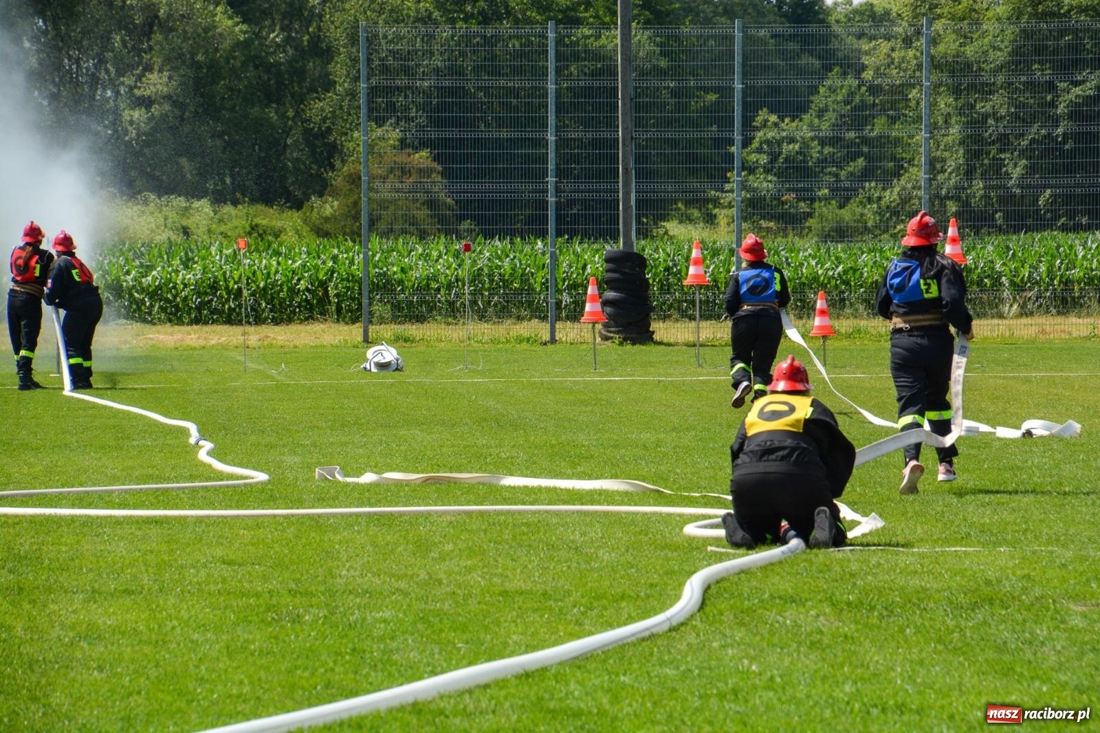 Zdjęcie w galerii na portalu naszraciborz.pl: Samborowice zdominowały gminne zawody sportowo-pożarnicze w Cyprzanowie [FOTO i WIDEO] wiadomości z regionu