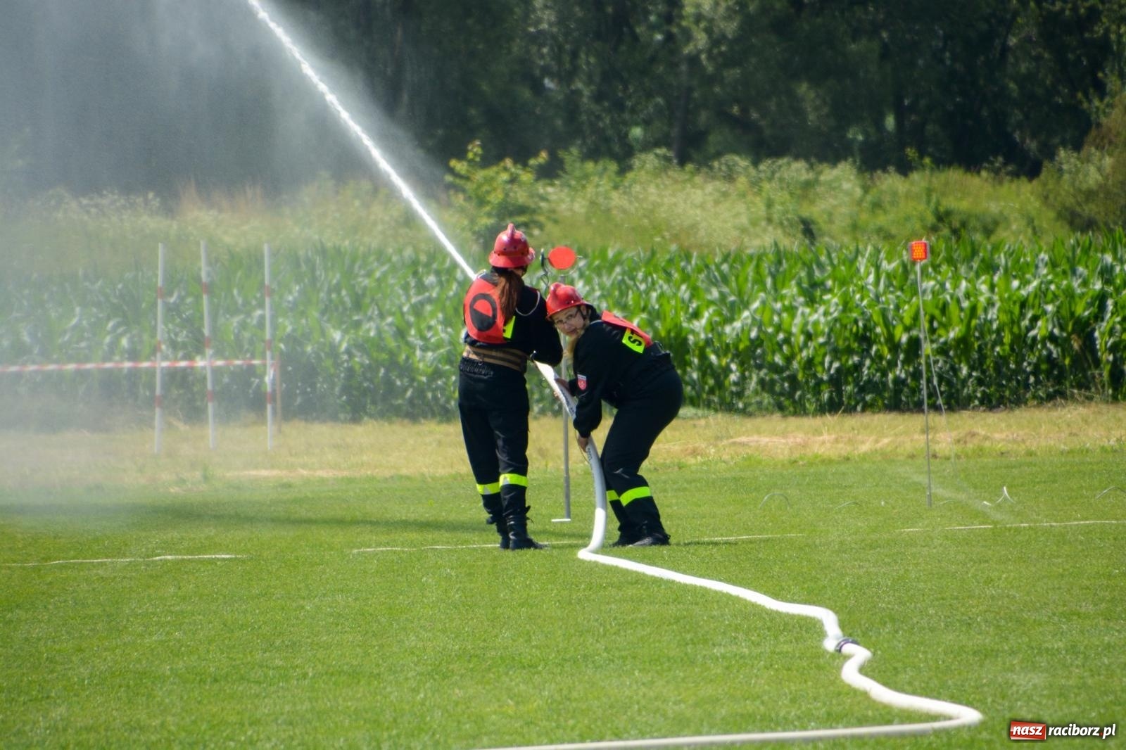 Zdjęcie w galerii na portalu naszraciborz.pl: Samborowice zdominowały gminne zawody sportowo-pożarnicze w Cyprzanowie [FOTO i WIDEO] wiadomości z regionu