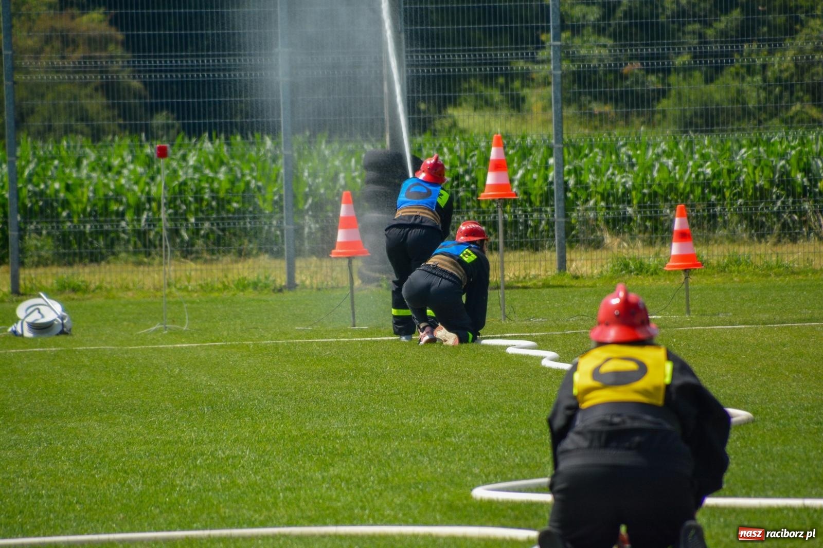 Zdjęcie w galerii na portalu naszraciborz.pl: Samborowice zdominowały gminne zawody sportowo-pożarnicze w Cyprzanowie [FOTO i WIDEO] wiadomości z regionu