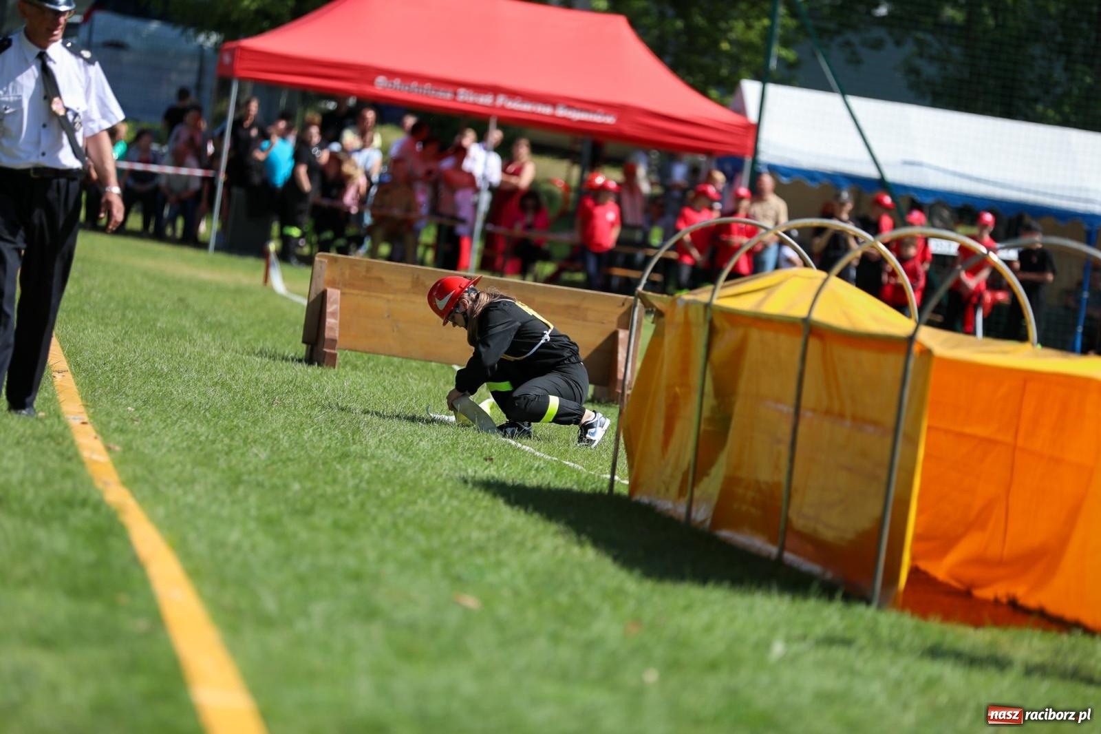 Zdjęcie w galerii na portalu naszraciborz.pl: Krzanowice wywożą trzy puchary z Bojanowa. Gminne zawody sportowo-pożarnicze wiadomości z regionu