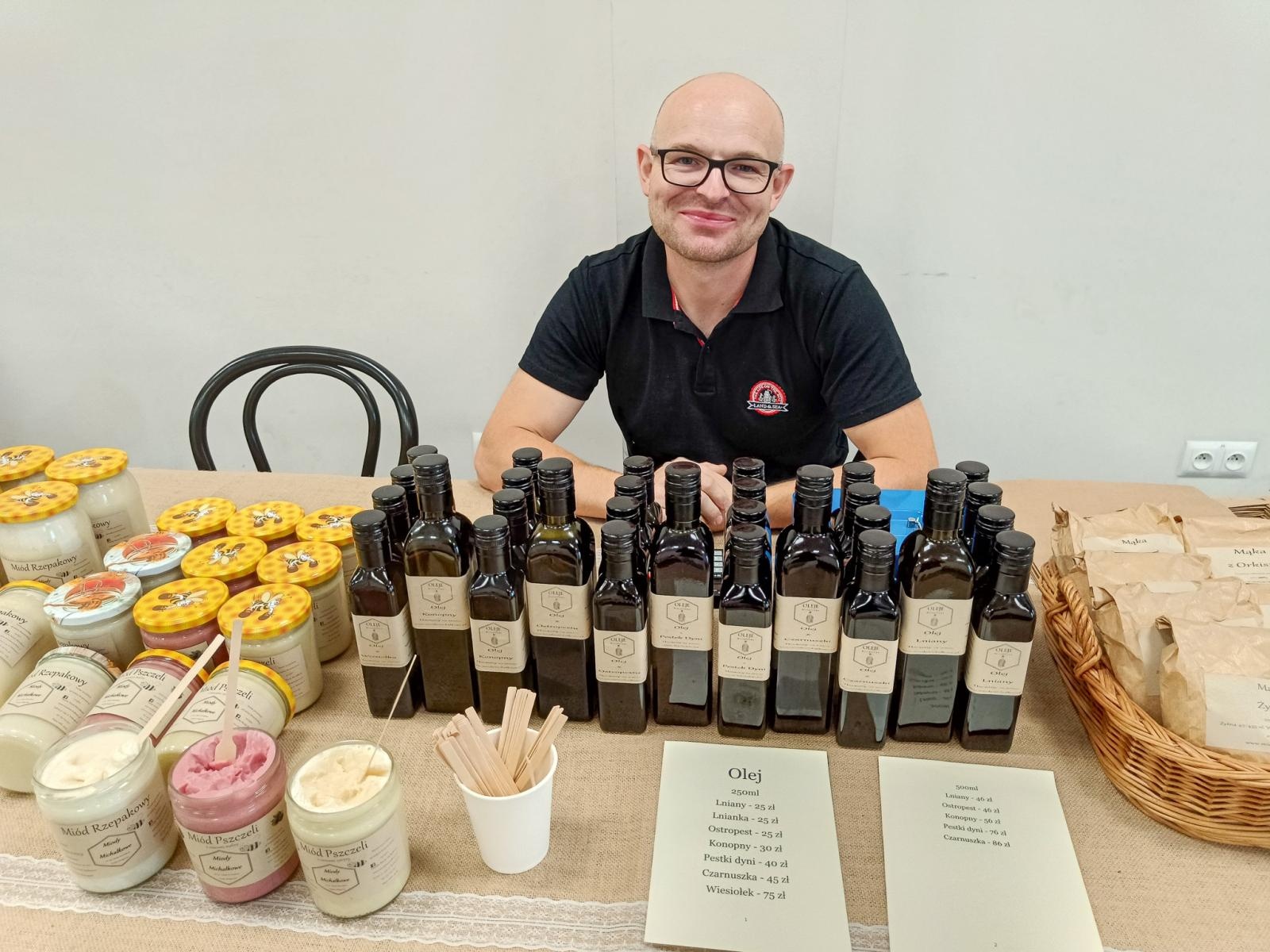 Zdjęcie w galerii na portalu naszraciborz.pl: Stacja Kultury zorganizowała kolejny zlot rzemieślników wiadomości z regionu