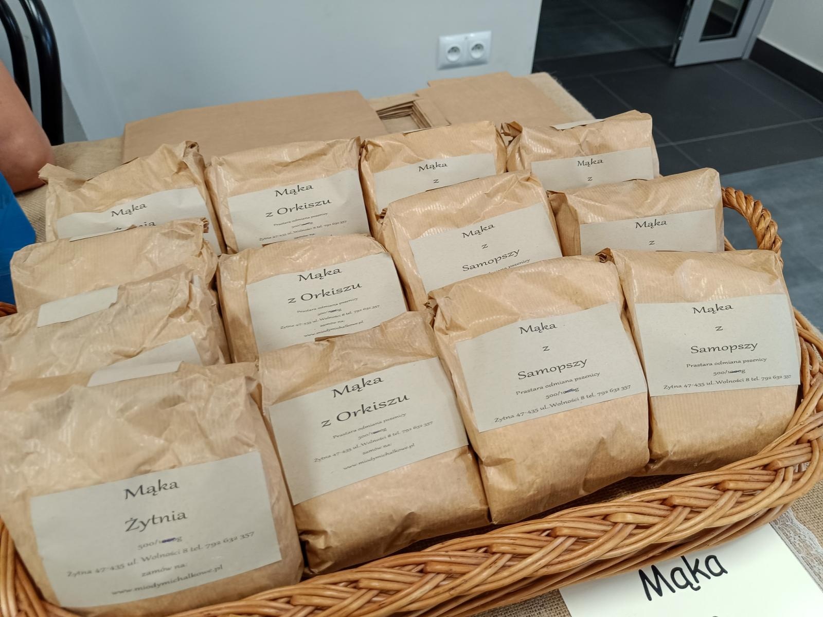 Zdjęcie w galerii na portalu naszraciborz.pl: Stacja Kultury zorganizowała kolejny zlot rzemieślników wiadomości z regionu