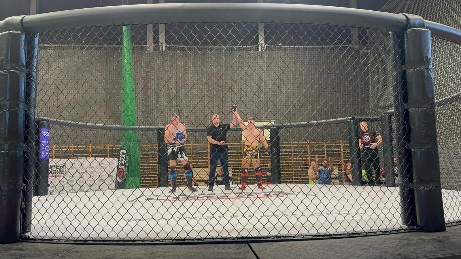 Zdjęcie w galerii na portalu naszraciborz.pl: Łamatorzy z medalami w Super League Fights w formule K1 wiadomości z regionu