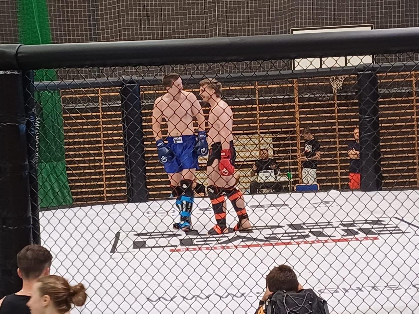 Zdjęcie w galerii na portalu naszraciborz.pl: Łamatorzy z medalami w Super League Fights w formule K1 wiadomości z regionu