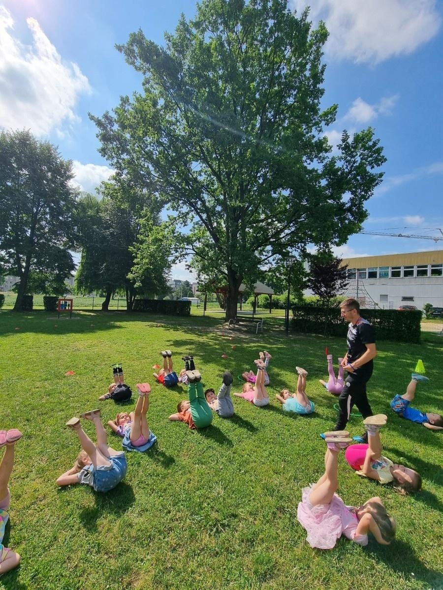 Zdjęcie w galerii na portalu naszraciborz.pl: Raciborskie przedszkolaki trenowały z Akademią United wiadomości z regionu