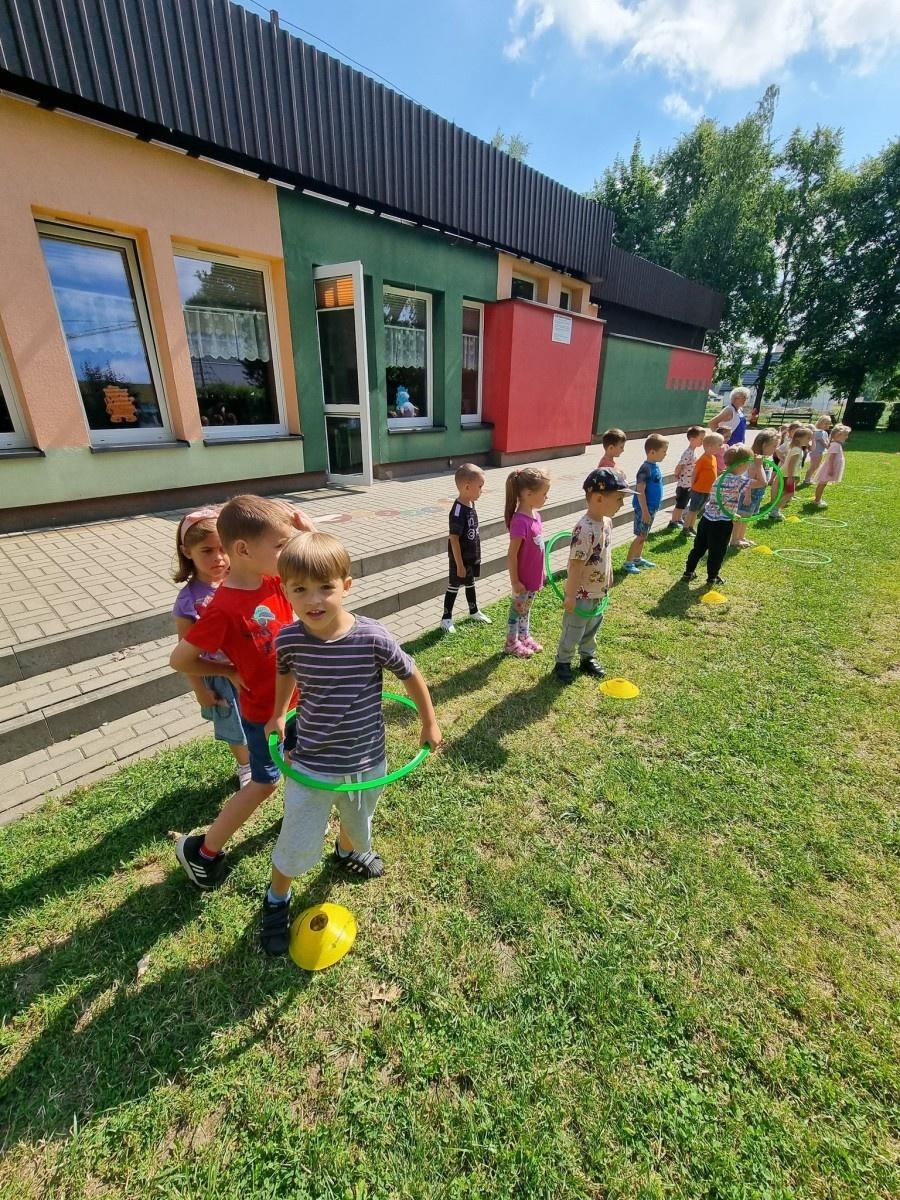 Zdjęcie w galerii na portalu naszraciborz.pl: Raciborskie przedszkolaki trenowały z Akademią United wiadomości z regionu