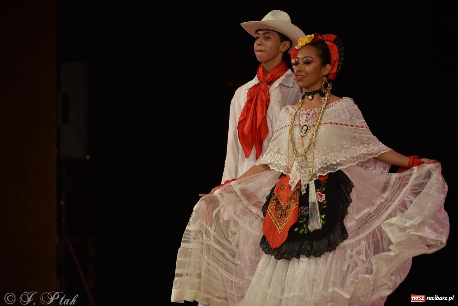 Zdjęcie w galerii na portalu naszraciborz.pl: Śląsk Kraina Wielu Kultur - koncert galowy w RCK wiadomości z regionu