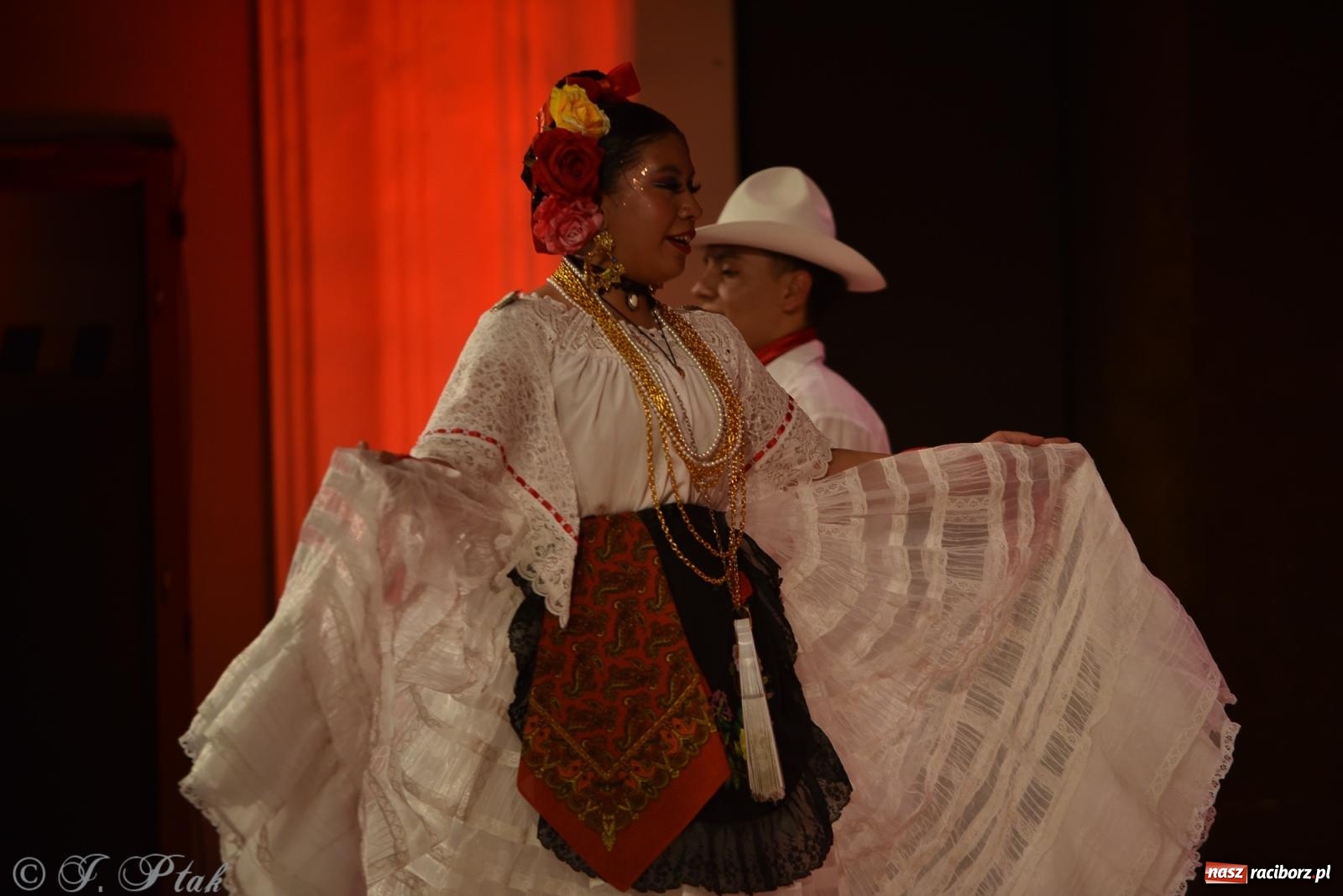 Zdjęcie w galerii na portalu naszraciborz.pl: Śląsk Kraina Wielu Kultur - koncert galowy w RCK wiadomości z regionu