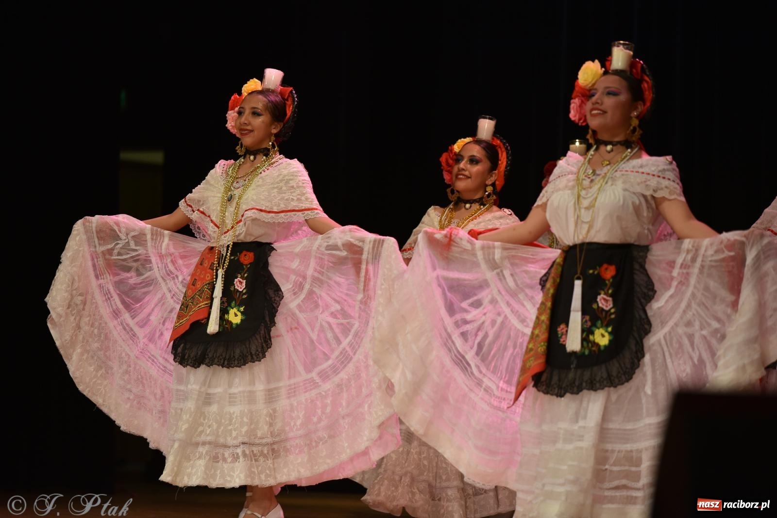 Zdjęcie w galerii na portalu naszraciborz.pl: Śląsk Kraina Wielu Kultur - koncert galowy w RCK wiadomości z regionu