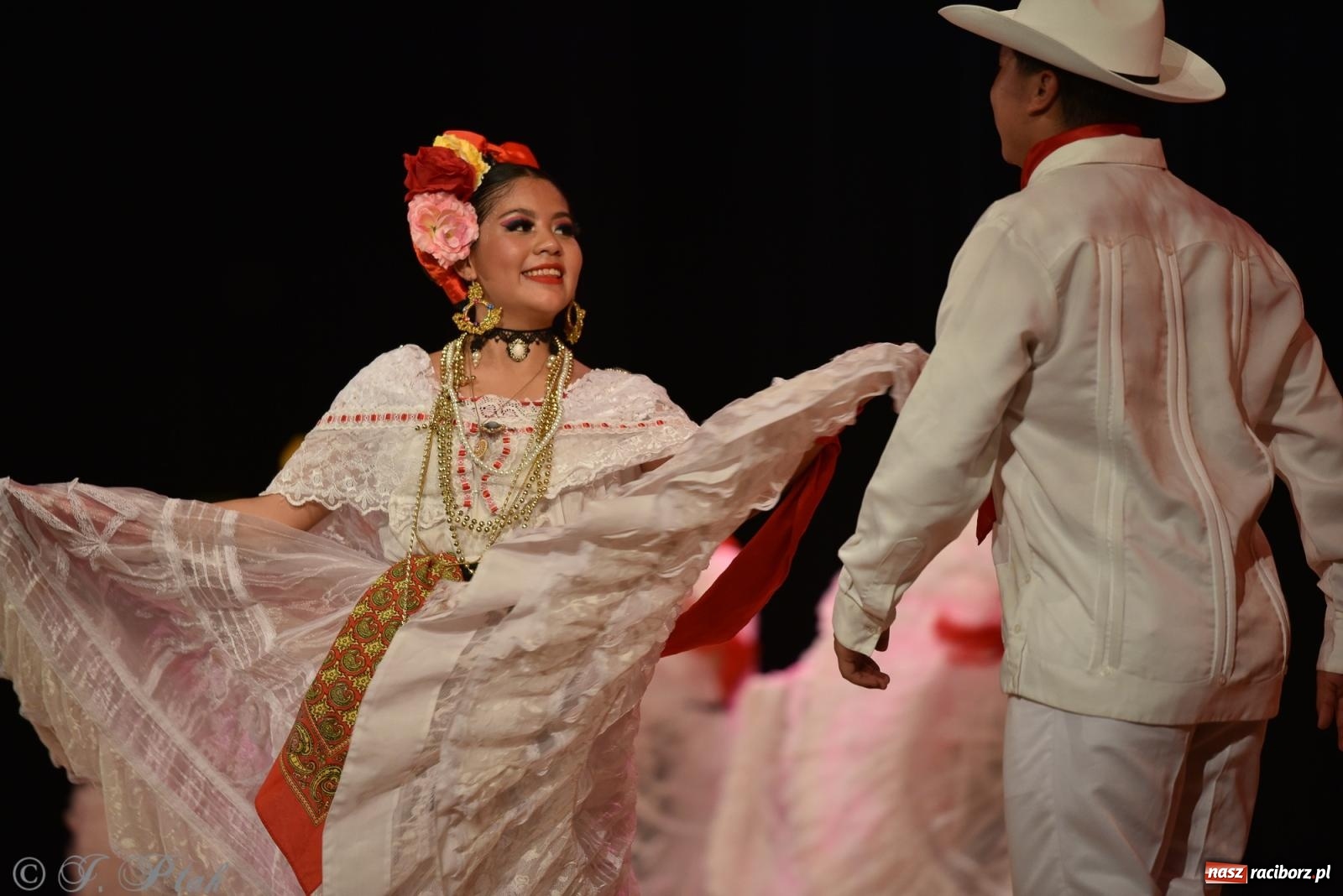 Zdjęcie w galerii na portalu naszraciborz.pl: Śląsk Kraina Wielu Kultur - koncert galowy w RCK wiadomości z regionu