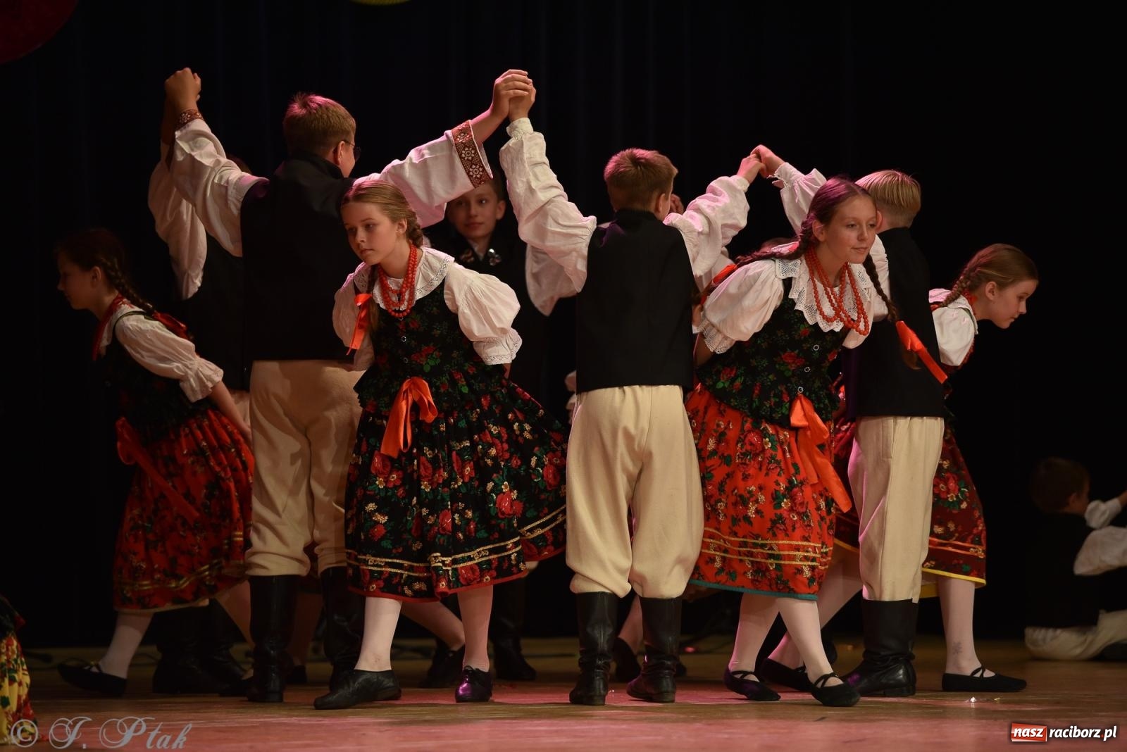 Zdjęcie w galerii na portalu naszraciborz.pl: Śląsk Kraina Wielu Kultur - koncert galowy w RCK wiadomości z regionu