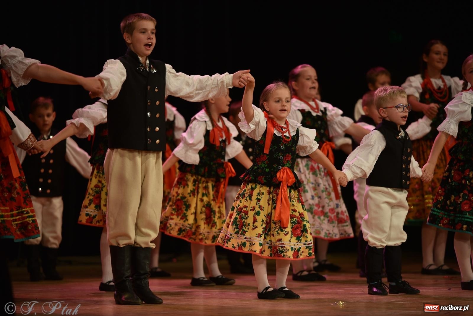 Zdjęcie w galerii na portalu naszraciborz.pl: Śląsk Kraina Wielu Kultur - koncert galowy w RCK wiadomości z regionu