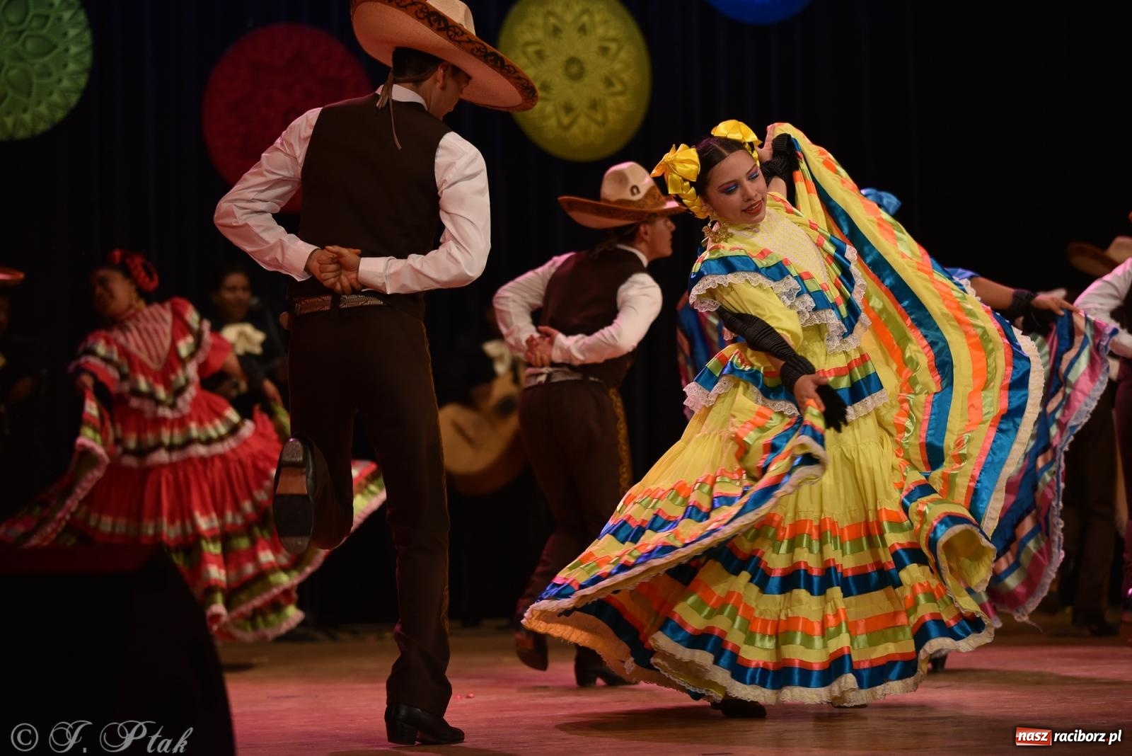 Zdjęcie w galerii na portalu naszraciborz.pl: Śląsk Kraina Wielu Kultur - koncert galowy w RCK wiadomości z regionu