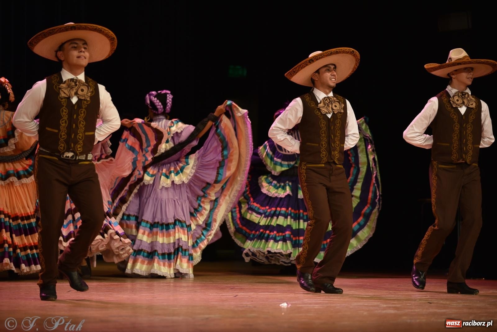 Zdjęcie w galerii na portalu naszraciborz.pl: Śląsk Kraina Wielu Kultur - koncert galowy w RCK wiadomości z regionu