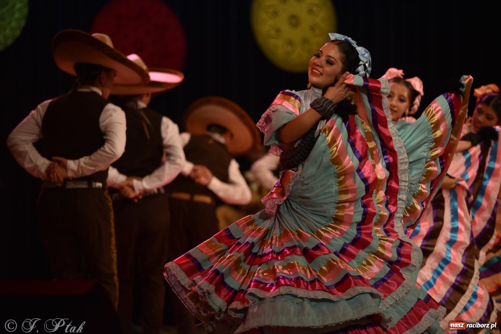 Zdjęcie w galerii na portalu naszraciborz.pl: Śląsk Kraina Wielu Kultur - koncert galowy w RCK wiadomości z regionu