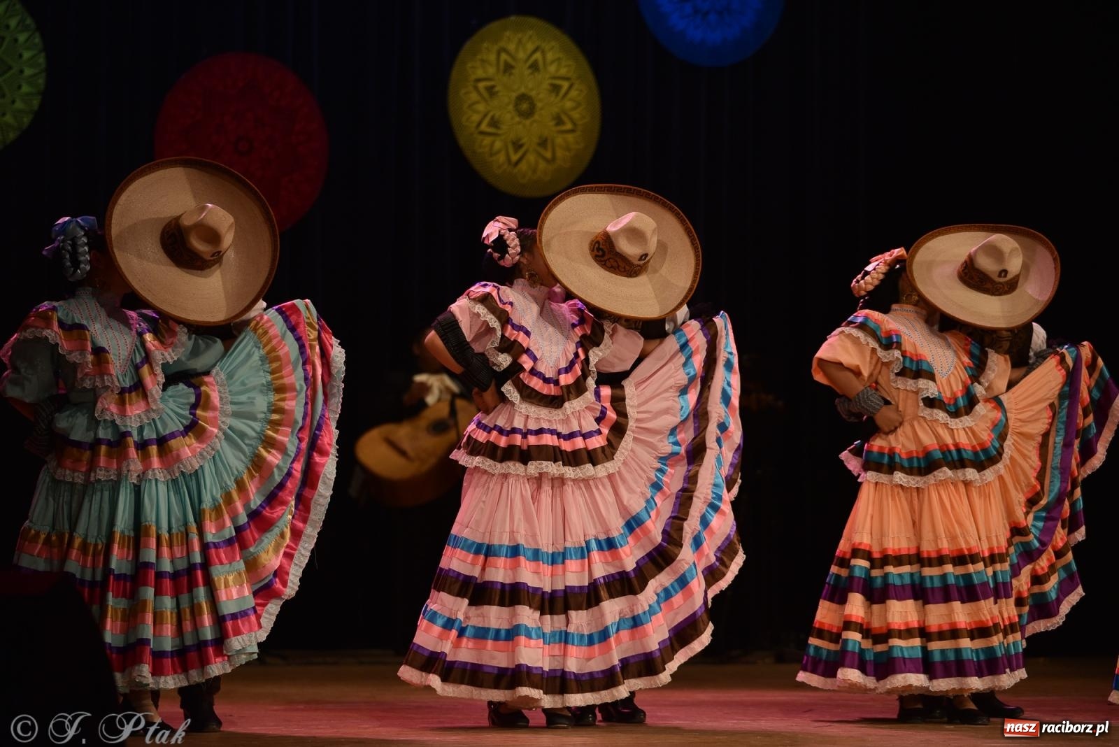 Zdjęcie w galerii na portalu naszraciborz.pl: Śląsk Kraina Wielu Kultur - koncert galowy w RCK wiadomości z regionu