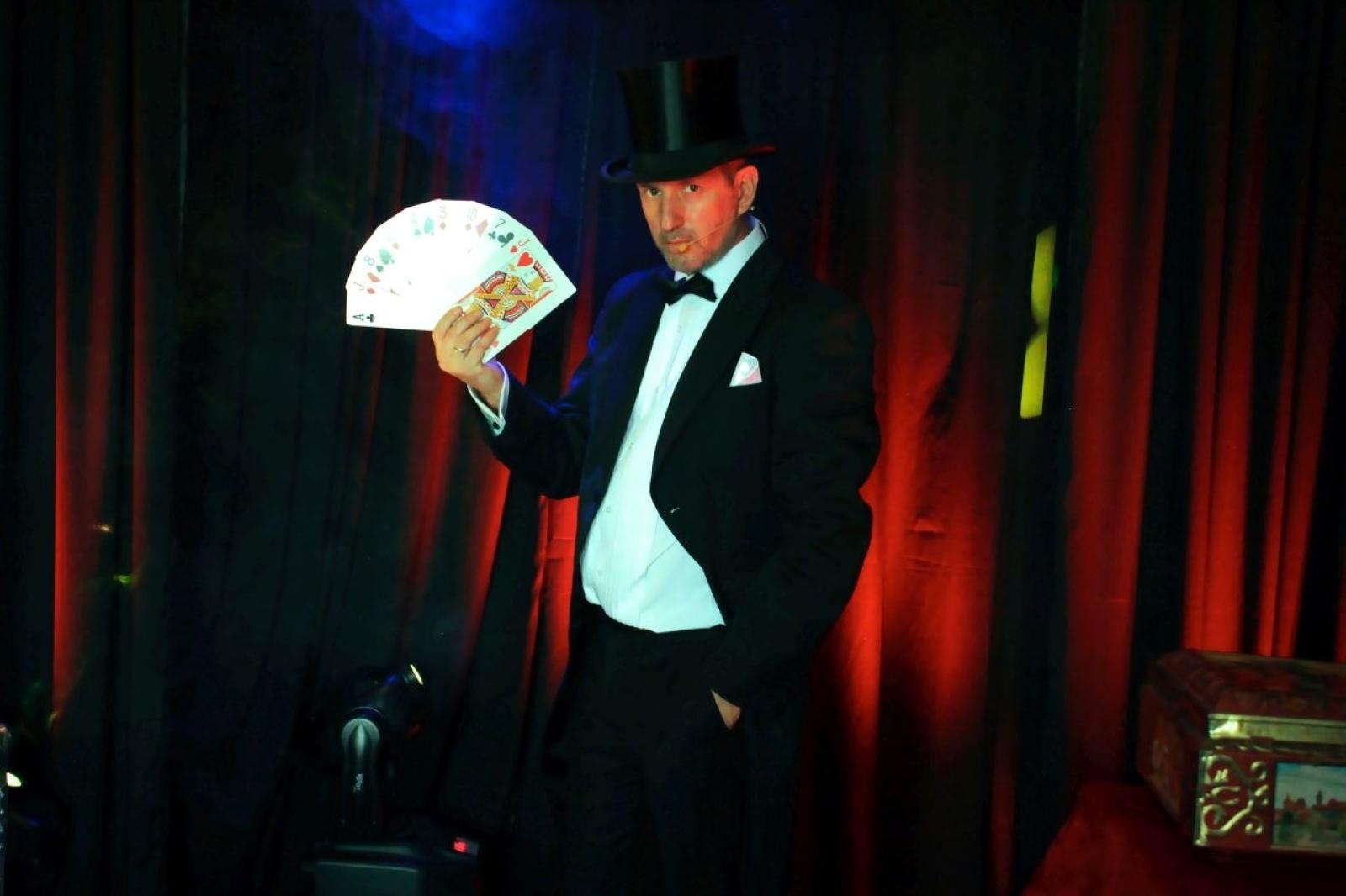 Zdjęcie w galerii na portalu naszraciborz.pl: Dzień Ratownika i Strażnika Bezpieczeństwa: Gramy dla Maksa z Fundacją TVS wiadomości z regionu