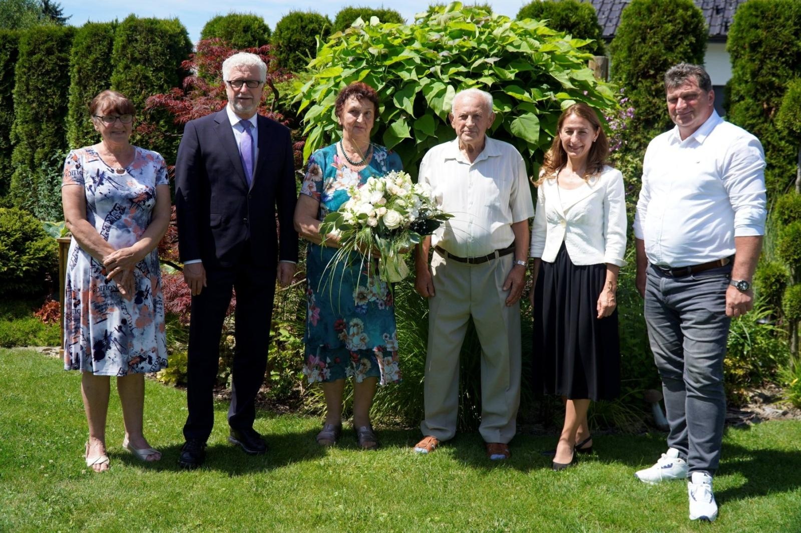 Zdjęcie w galerii na portalu naszraciborz.pl: Diamentowe gody państwa Arendarskich - babci i dziadka Justyny Święty-Ersetic wiadomości z regionu