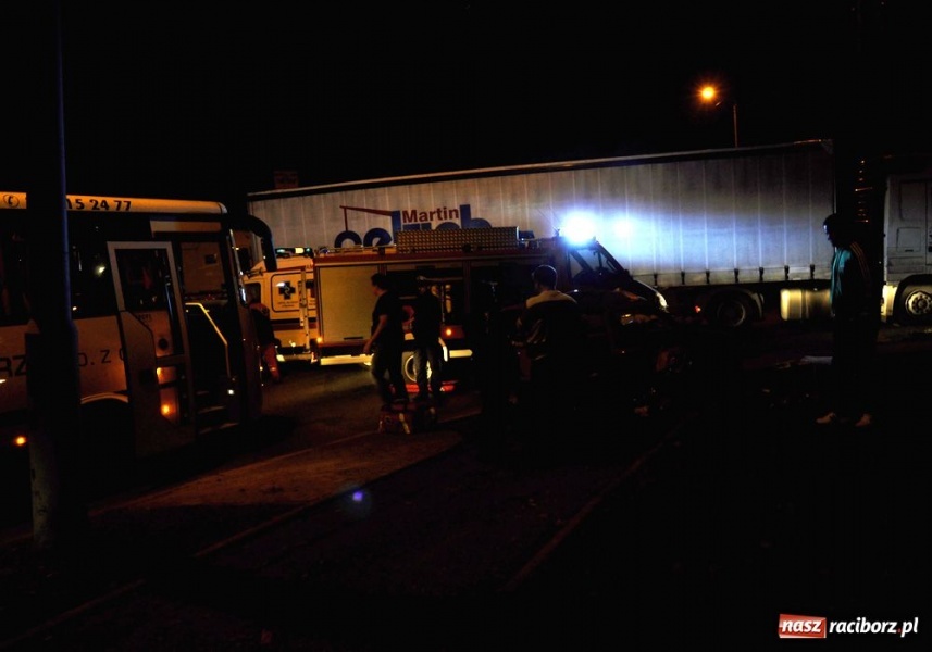 Zdjęcie w galerii na portalu naszraciborz.pl: Groźny wypadek na Łąkowej-Kościuszki wiadomości z regionu