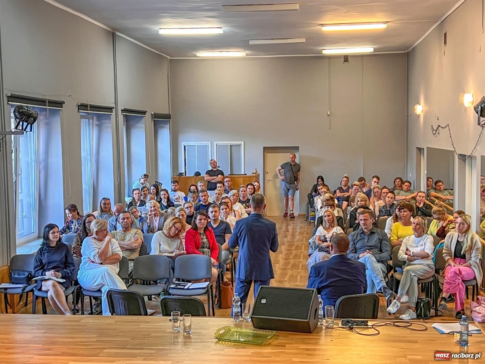 Zdjęcie w galerii na portalu naszraciborz.pl: Władze powiatu zdecydowane przekształcać, PiS i Silny Racibórz bronią MDK w obecnej formule wiadomości z regionu