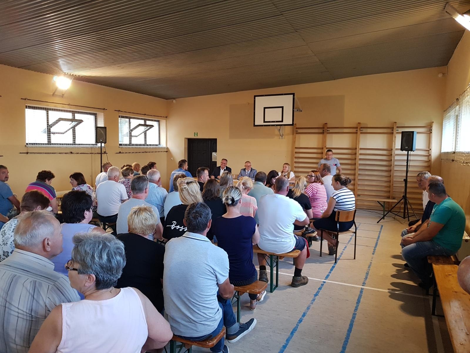 Zdjęcie w galerii na portalu naszraciborz.pl: Maków zdecydował. Duża frekwencja na zebraniu wiejskim wiadomości z regionu