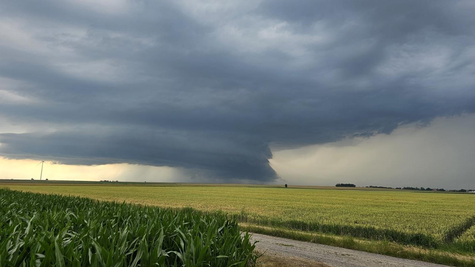 Zdjęcie w galerii na portalu naszraciborz.pl: W komendzie straży pożarnej zebrał się sztab kryzysowy wiadomości z regionu