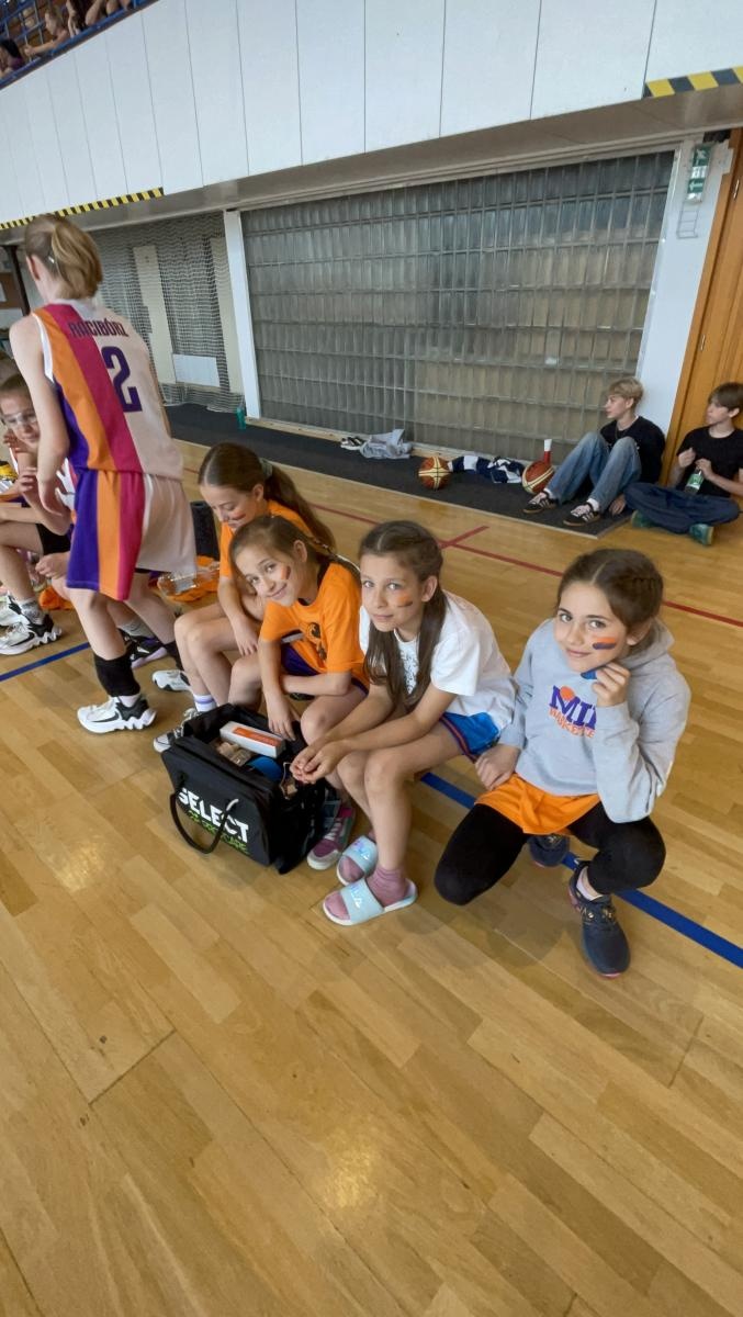 Zdjęcie w galerii na portalu naszraciborz.pl: Koszykarki Minibasketball Racibórz na XII Ostrava Cup wiadomości z regionu