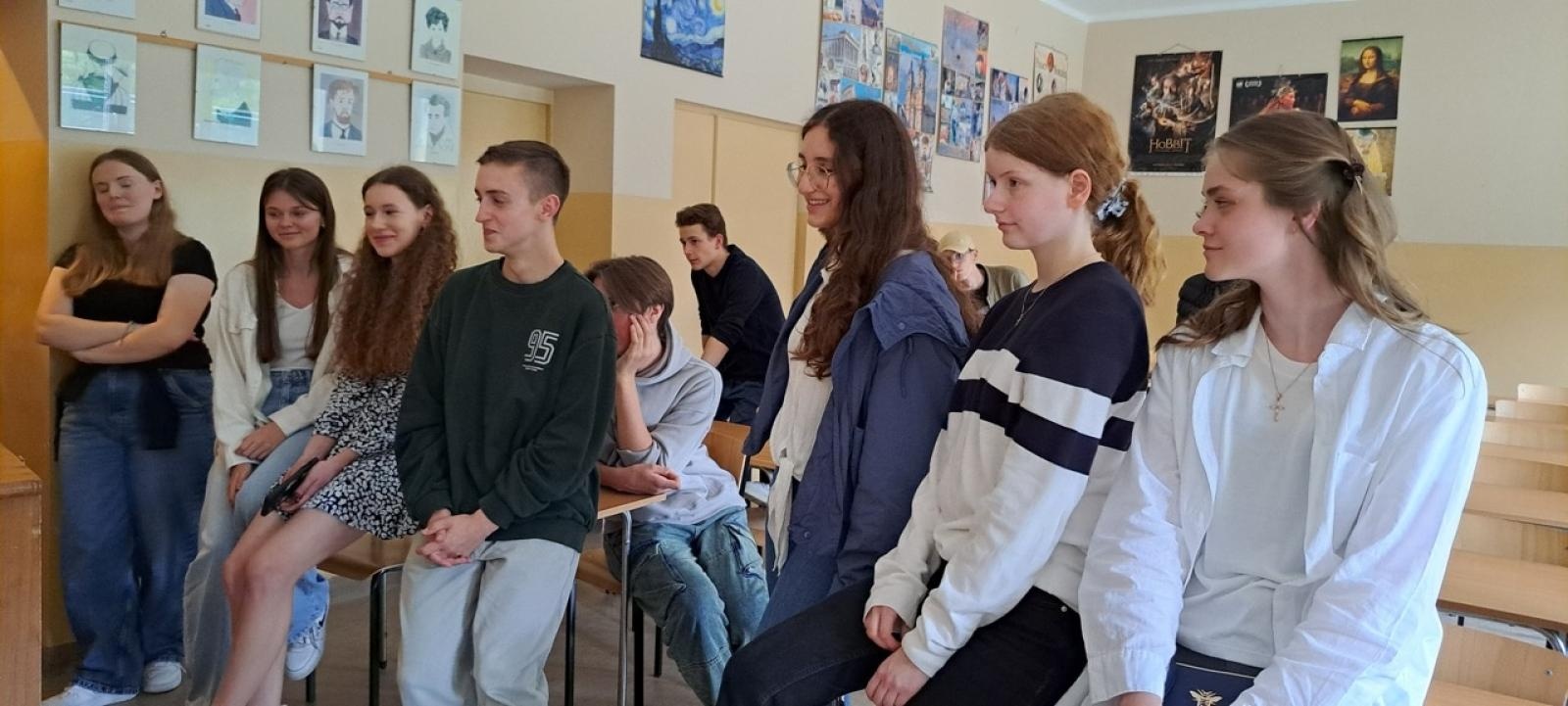 Zdjęcie w galerii na portalu naszraciborz.pl: Uczniowie z Evangelisches Gymnasium Meinerzhagen w II LO wiadomości z regionu