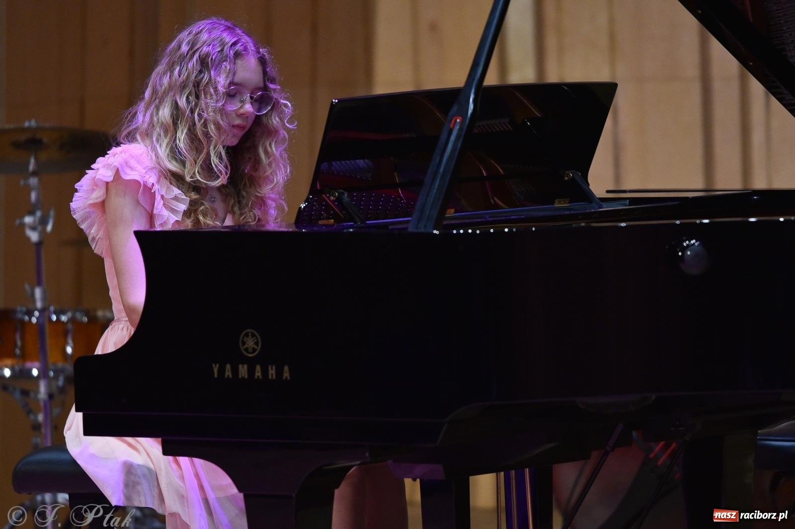 Zdjęcie w galerii na portalu naszraciborz.pl: Koncert absolwentów raciborskiej szkoły muzycznej wiadomości z regionu