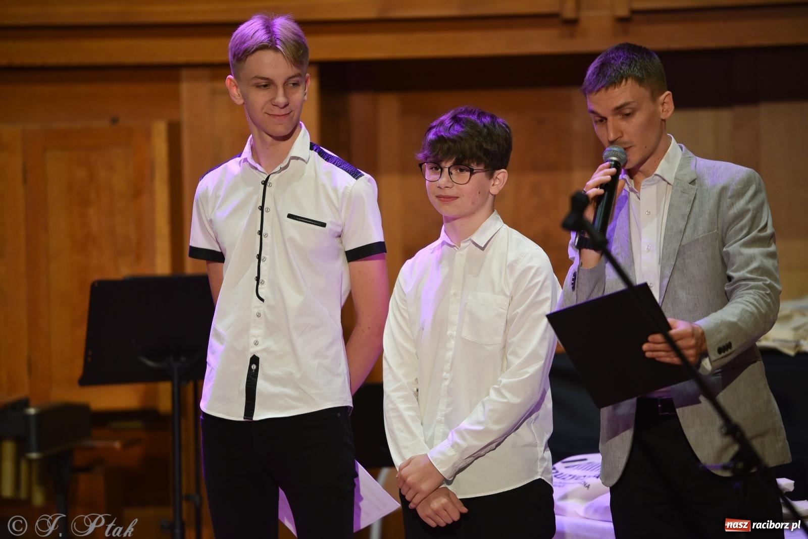 Zdjęcie w galerii na portalu naszraciborz.pl: Koncert absolwentów raciborskiej szkoły muzycznej wiadomości z regionu