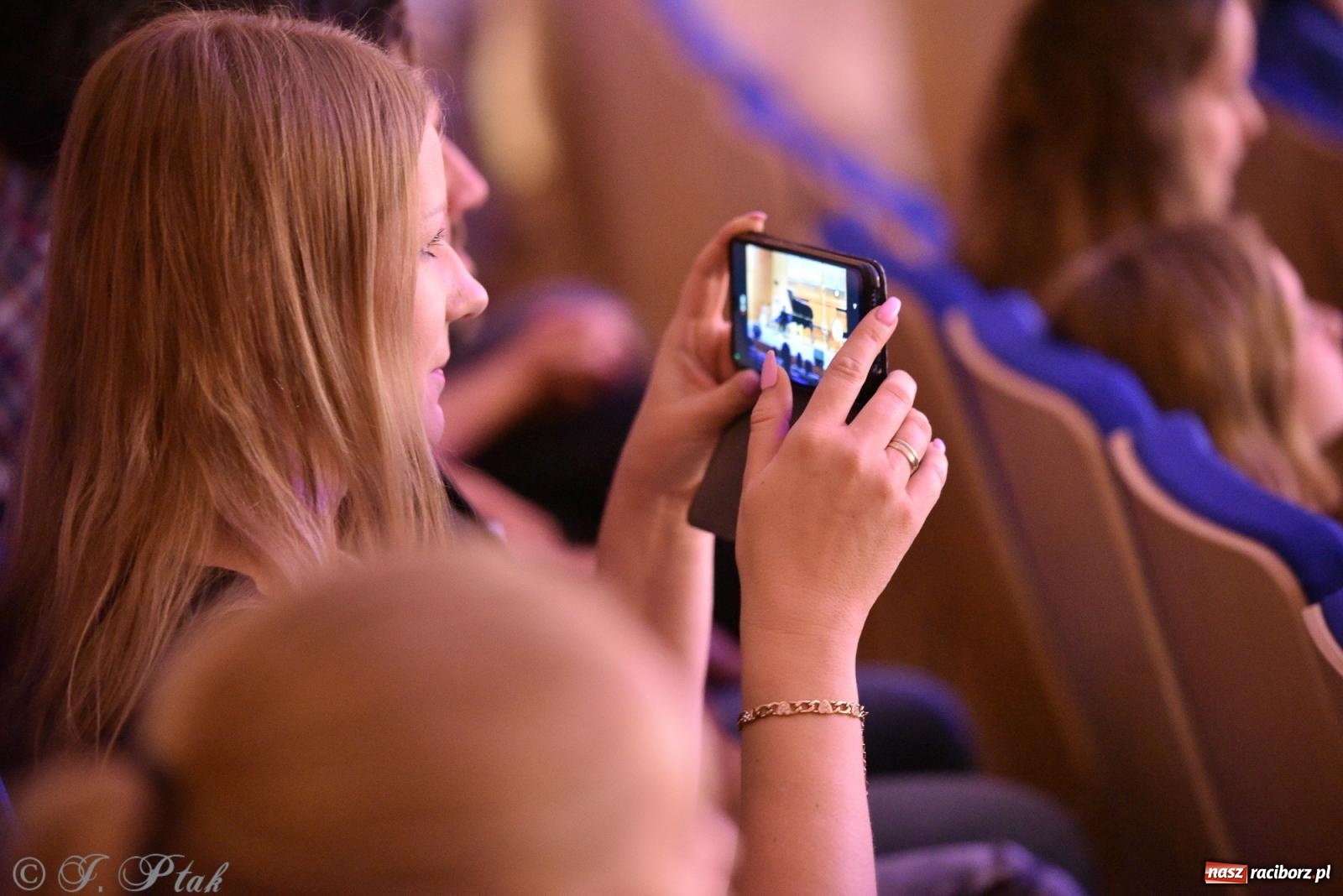 Zdjęcie w galerii na portalu naszraciborz.pl: Koncert absolwentów raciborskiej szkoły muzycznej wiadomości z regionu