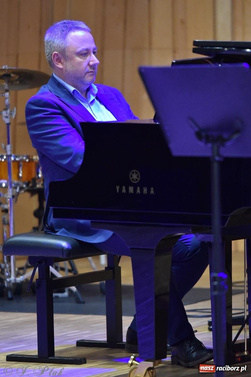 Zdjęcie w galerii na portalu naszraciborz.pl: Koncert absolwentów raciborskiej szkoły muzycznej wiadomości z regionu