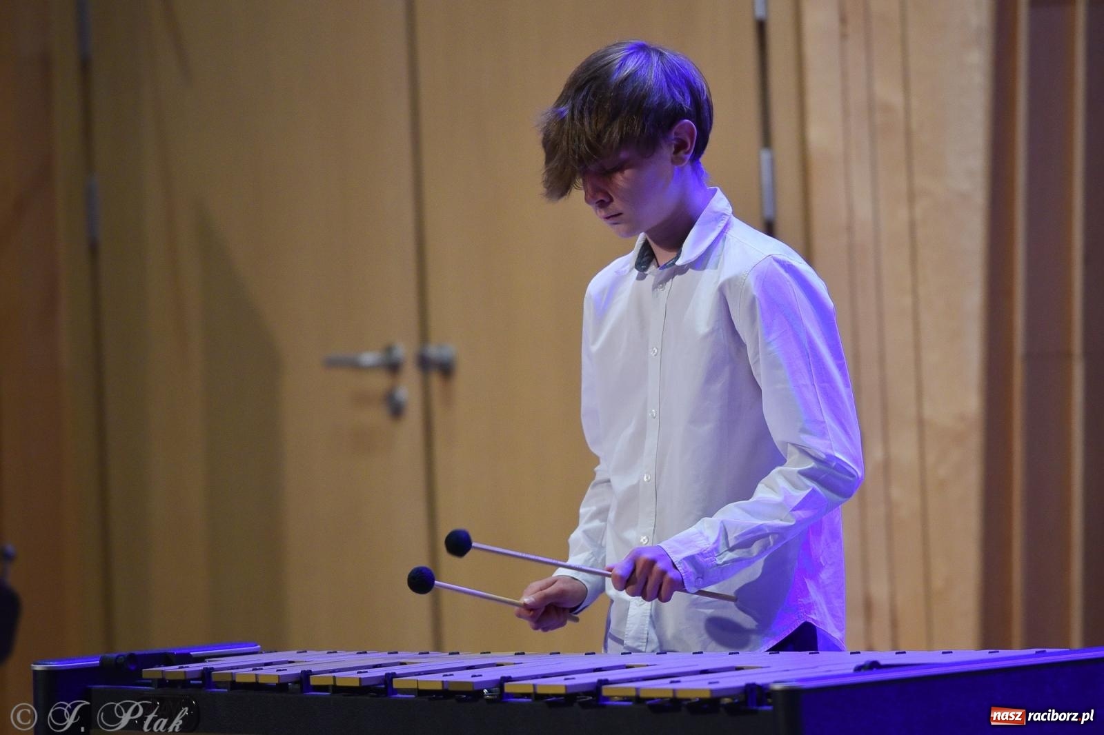 Zdjęcie w galerii na portalu naszraciborz.pl: Koncert absolwentów raciborskiej szkoły muzycznej wiadomości z regionu