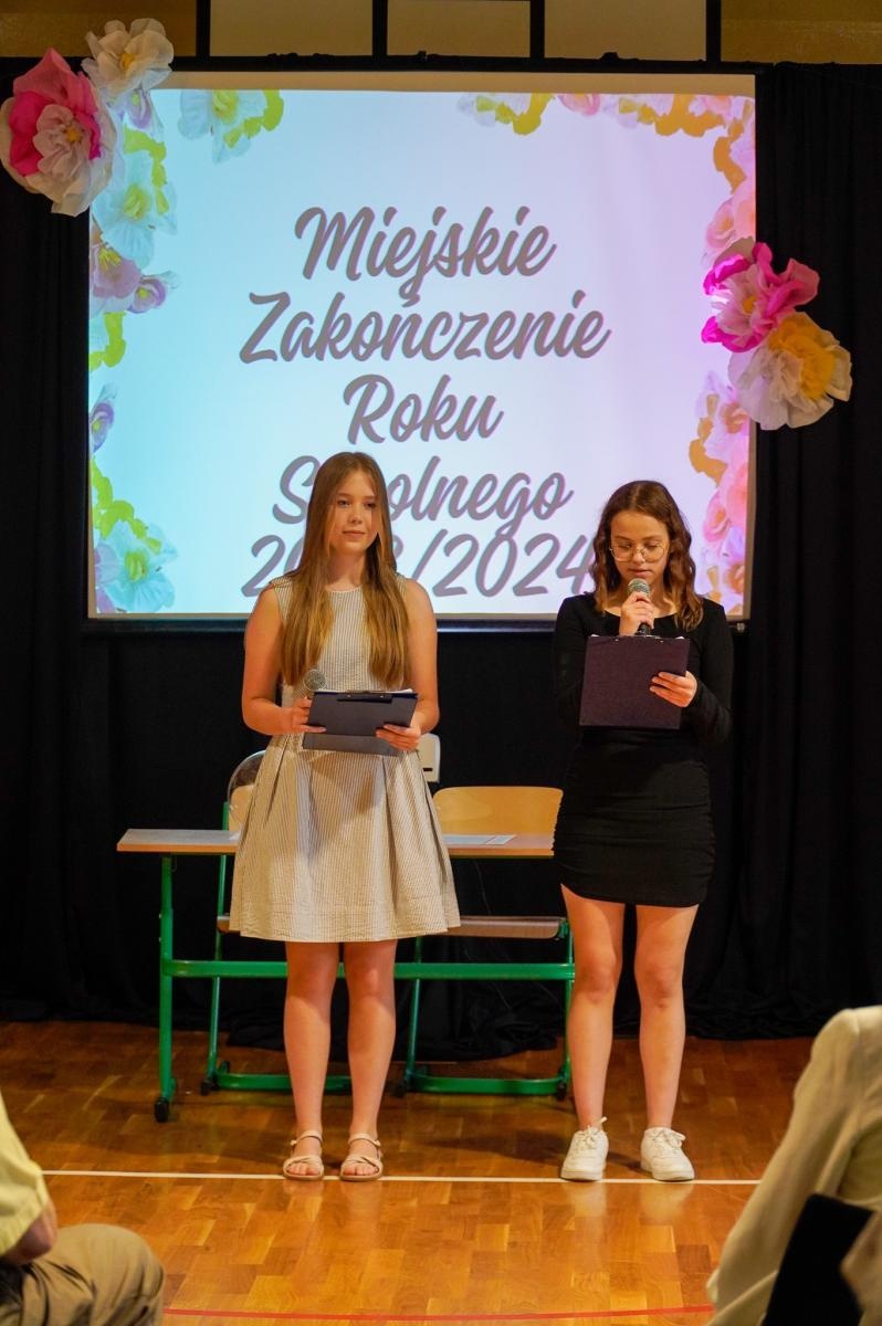 Zdjęcie w galerii na portalu naszraciborz.pl: Powiatowe i miejskie zakończenie roku szkolnego. Mamy już wakacje 2024 [FOTO i WIDEO] wiadomości z regionu