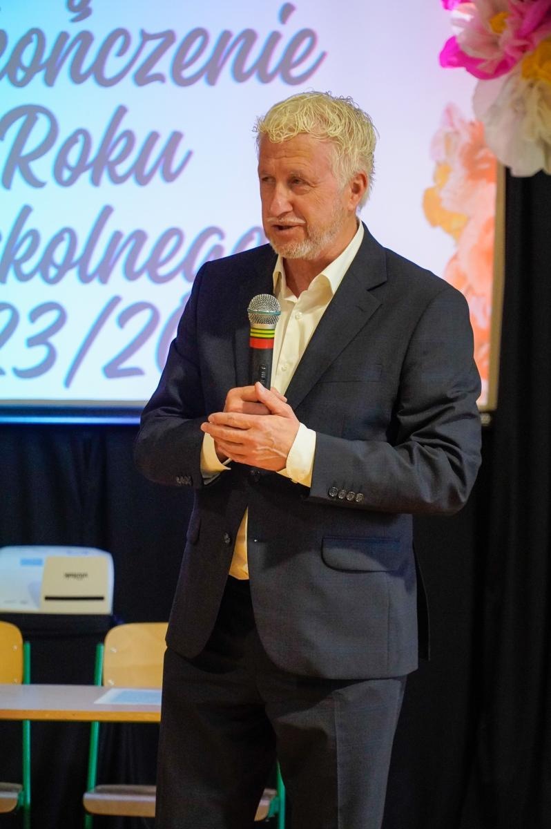 Zdjęcie w galerii na portalu naszraciborz.pl: Powiatowe i miejskie zakończenie roku szkolnego. Mamy już wakacje 2024 [FOTO i WIDEO] wiadomości z regionu