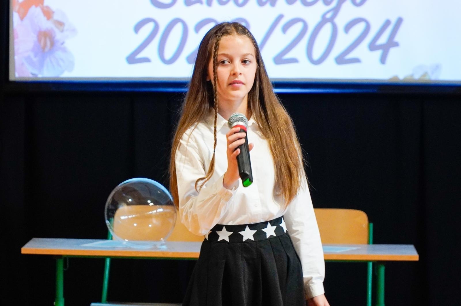 Zdjęcie w galerii na portalu naszraciborz.pl: Powiatowe i miejskie zakończenie roku szkolnego. Mamy już wakacje 2024 [FOTO i WIDEO] wiadomości z regionu