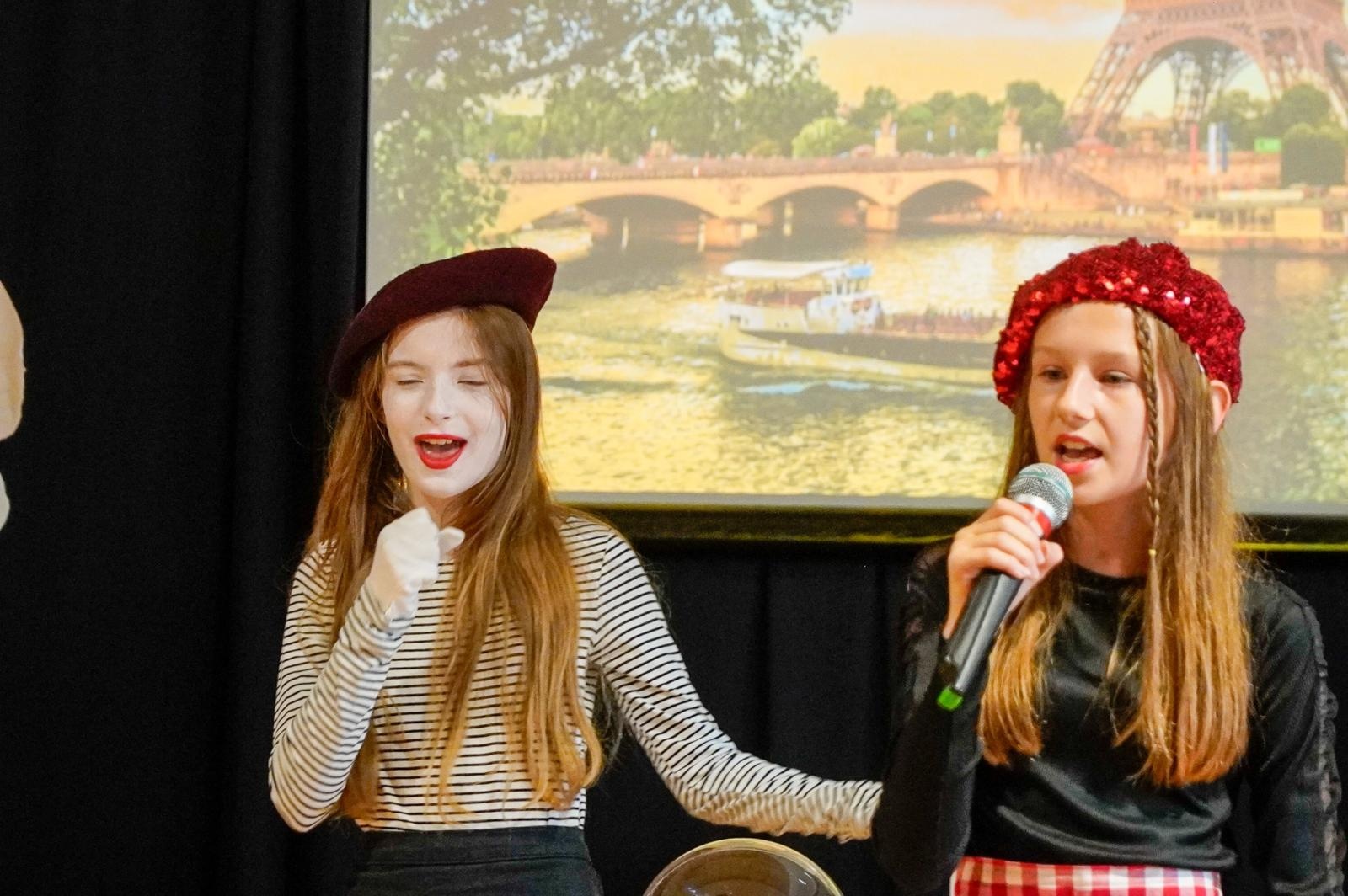 Zdjęcie w galerii na portalu naszraciborz.pl: Powiatowe i miejskie zakończenie roku szkolnego. Mamy już wakacje 2024 [FOTO i WIDEO] wiadomości z regionu