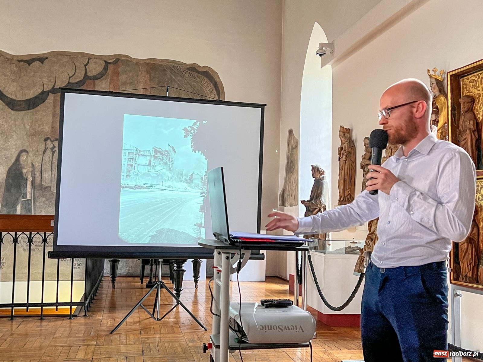 Zdjęcie w galerii na portalu naszraciborz.pl: Raciborski PRL na zdjęciach Jerzego Reżnego. Wystawa, którą trzeba zobaczyć wiadomości z regionu