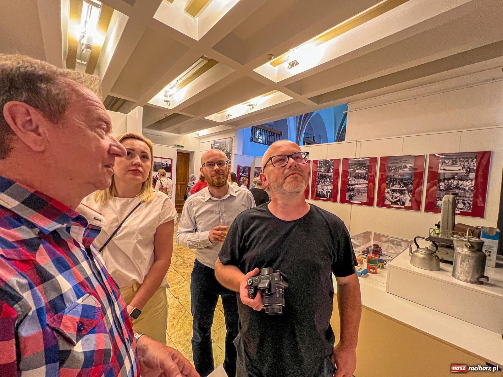 Zdjęcie w galerii na portalu naszraciborz.pl: Raciborski PRL na zdjęciach Jerzego Reżnego. Wystawa, którą trzeba zobaczyć wiadomości z regionu