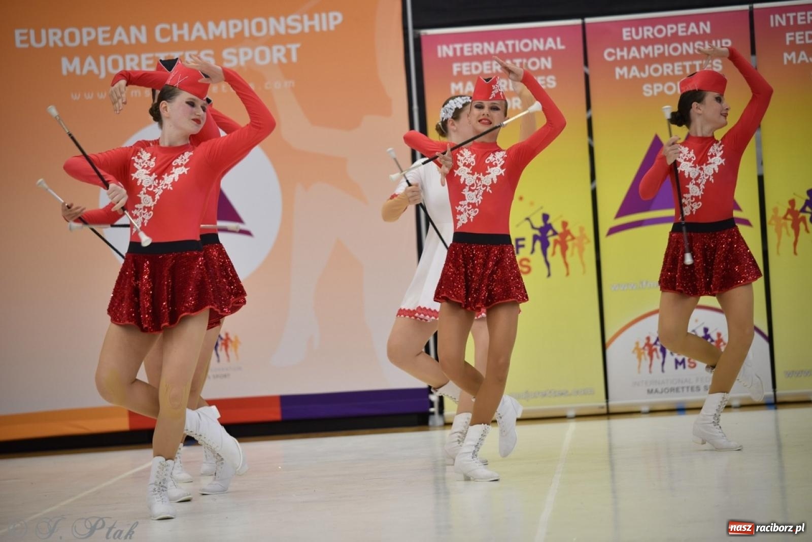 Zdjęcie w galerii na portalu naszraciborz.pl: Racibórz gospodarzem 17. Mistrzostw Europy Mażoretek [FOTO] wiadomości z regionu