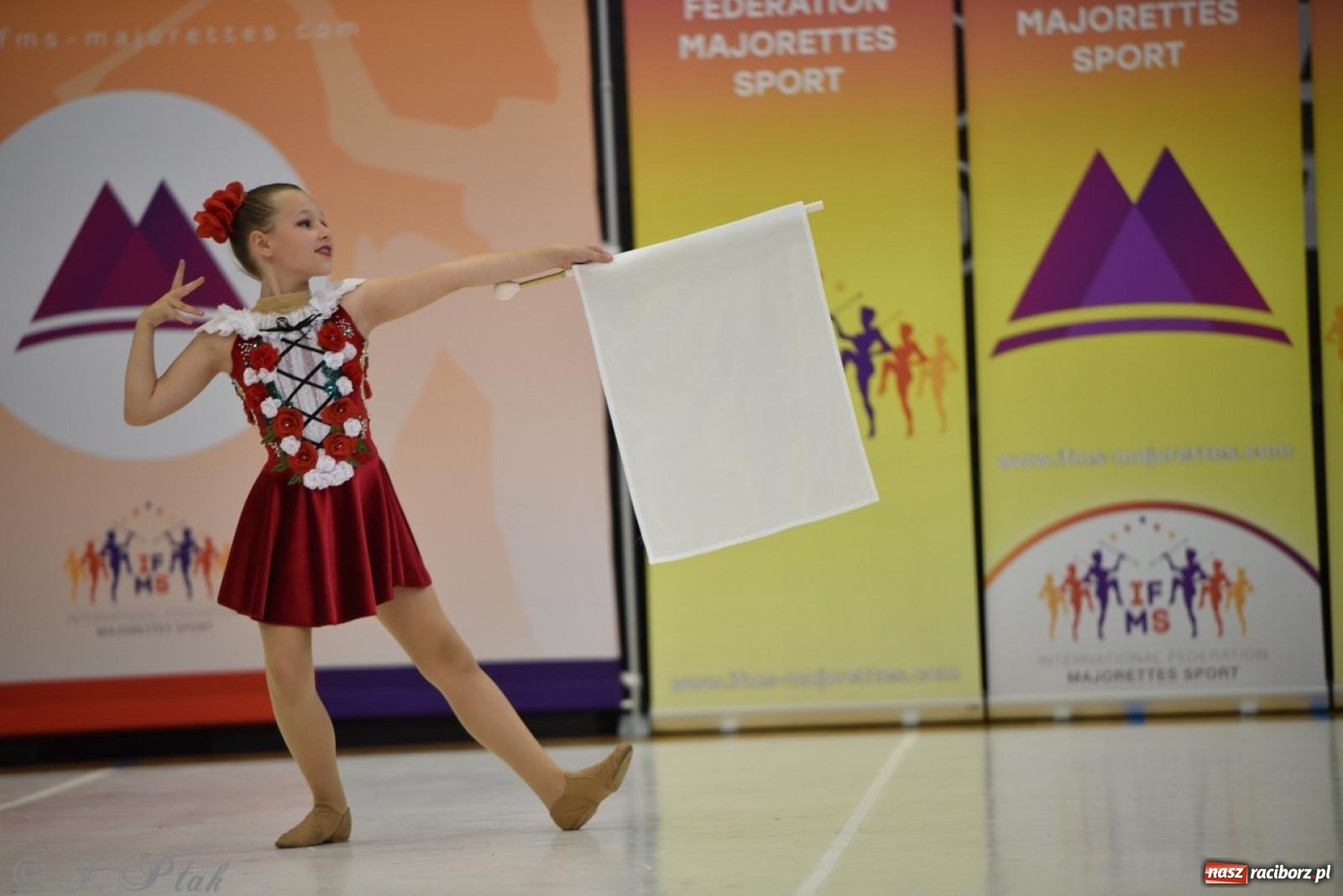 Zdjęcie w galerii na portalu naszraciborz.pl: Racibórz gospodarzem 17. Mistrzostw Europy Mażoretek [FOTO] wiadomości z regionu