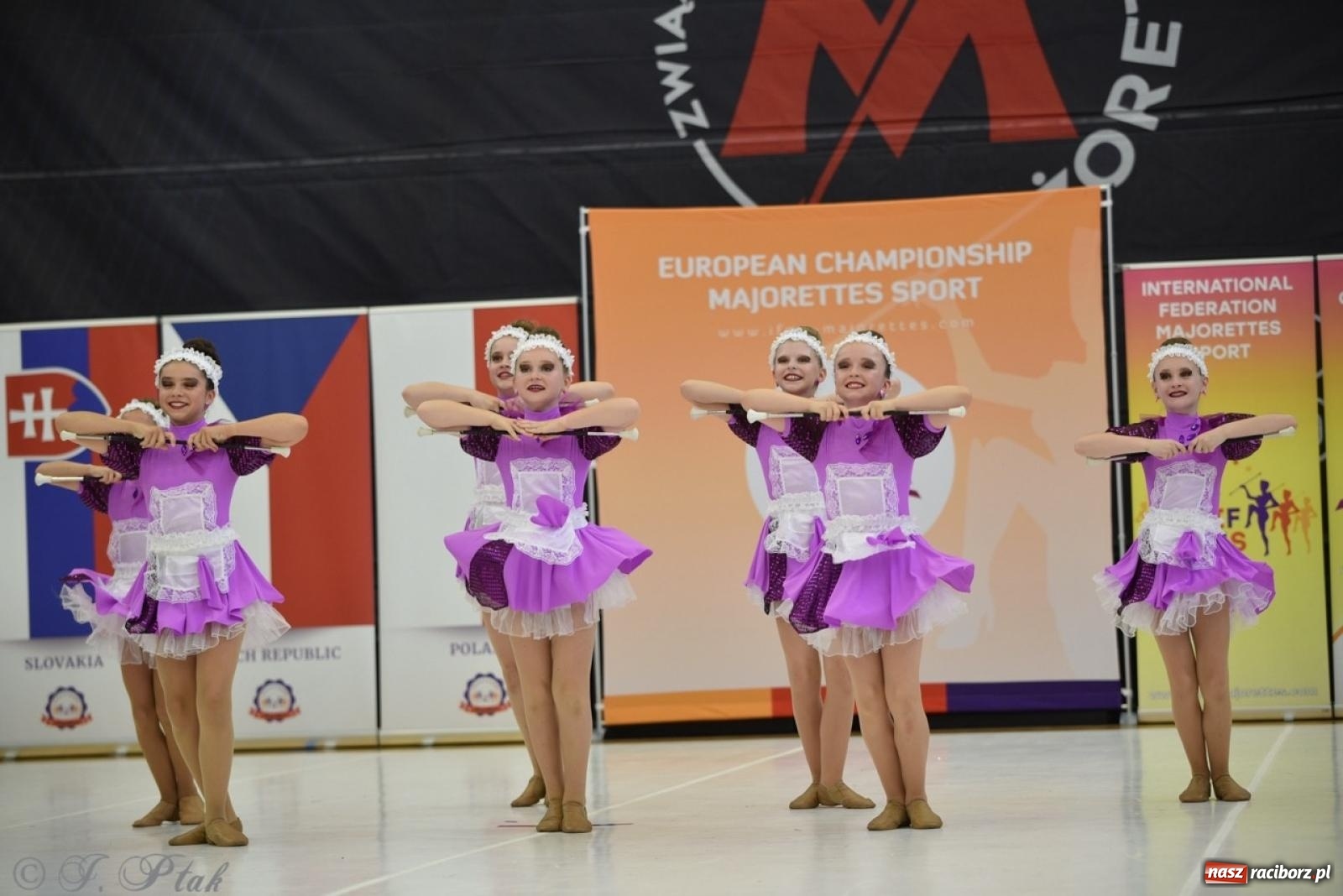 Zdjęcie w galerii na portalu naszraciborz.pl: Racibórz gospodarzem 17. Mistrzostw Europy Mażoretek [FOTO] wiadomości z regionu