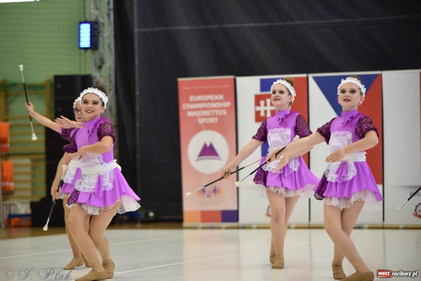 Zdjęcie w galerii na portalu naszraciborz.pl: Racibórz gospodarzem 17. Mistrzostw Europy Mażoretek [FOTO] wiadomości z regionu