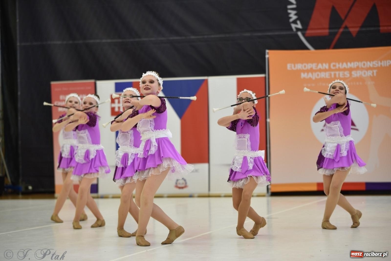 Zdjęcie w galerii na portalu naszraciborz.pl: Racibórz gospodarzem 17. Mistrzostw Europy Mażoretek [FOTO] wiadomości z regionu