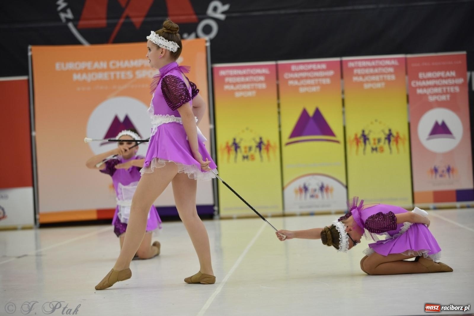 Zdjęcie w galerii na portalu naszraciborz.pl: Racibórz gospodarzem 17. Mistrzostw Europy Mażoretek [FOTO] wiadomości z regionu