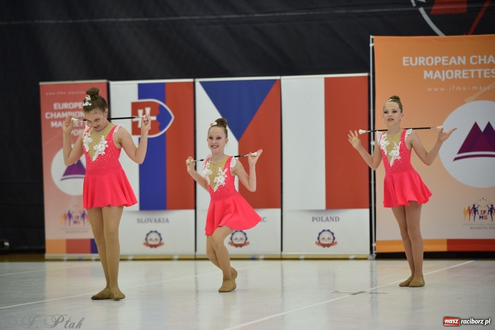 Zdjęcie w galerii na portalu naszraciborz.pl: Racibórz gospodarzem 17. Mistrzostw Europy Mażoretek [FOTO] wiadomości z regionu