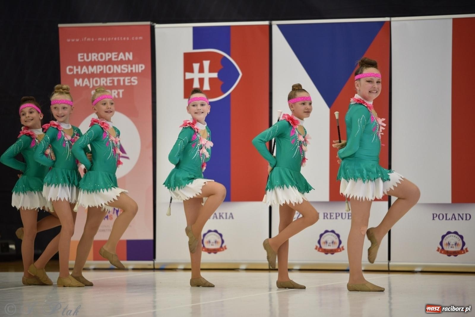 Zdjęcie w galerii na portalu naszraciborz.pl: Racibórz gospodarzem 17. Mistrzostw Europy Mażoretek [FOTO] wiadomości z regionu