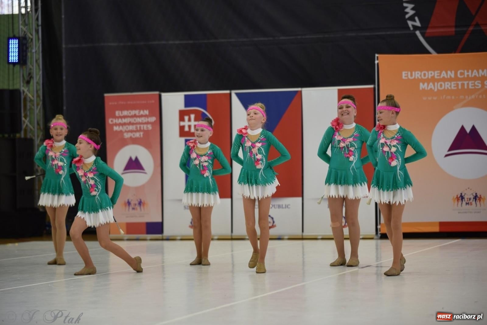 Zdjęcie w galerii na portalu naszraciborz.pl: Racibórz gospodarzem 17. Mistrzostw Europy Mażoretek [FOTO] wiadomości z regionu